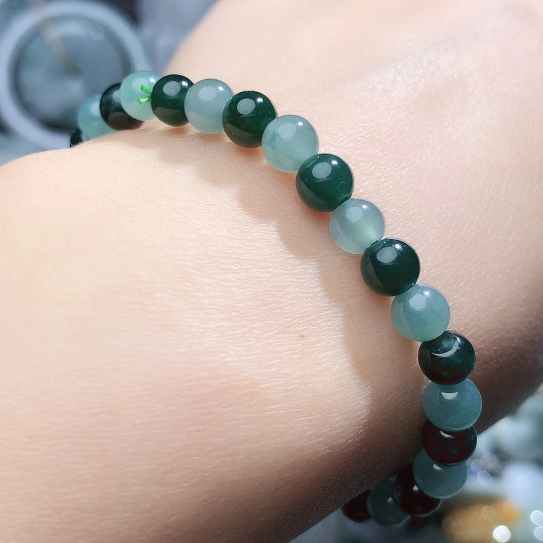 翡翠颈饰未镶嵌3532。