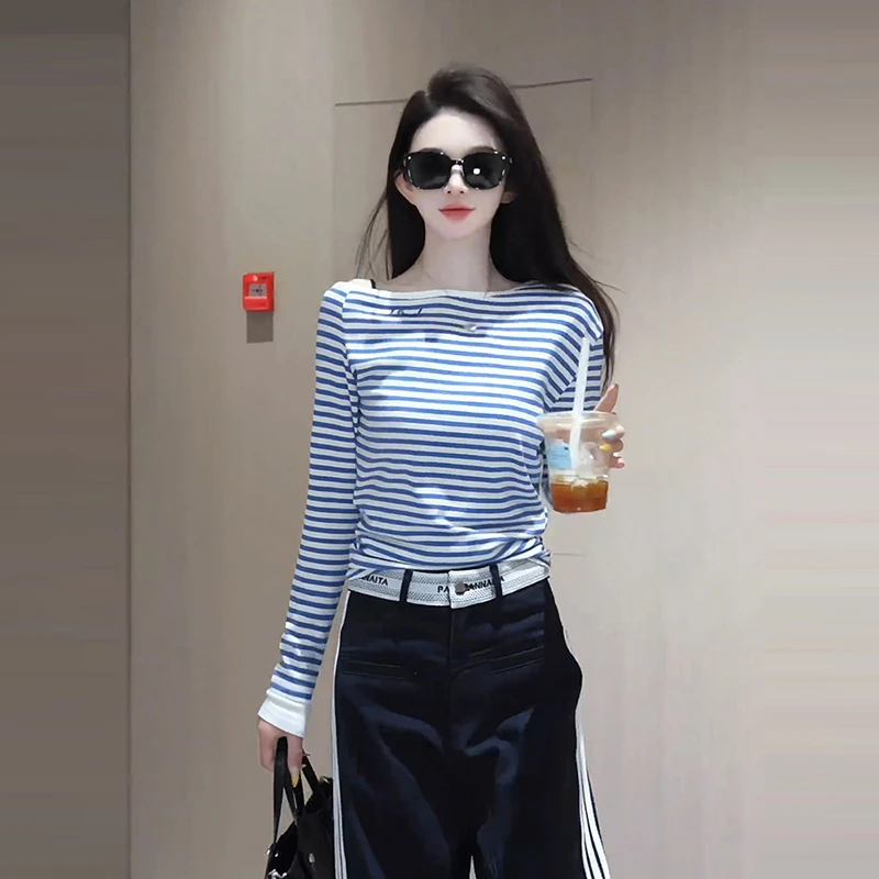 时尚露肩圆领百搭显瘦内搭t恤独特别致设计感百搭条纹打底衫上衣