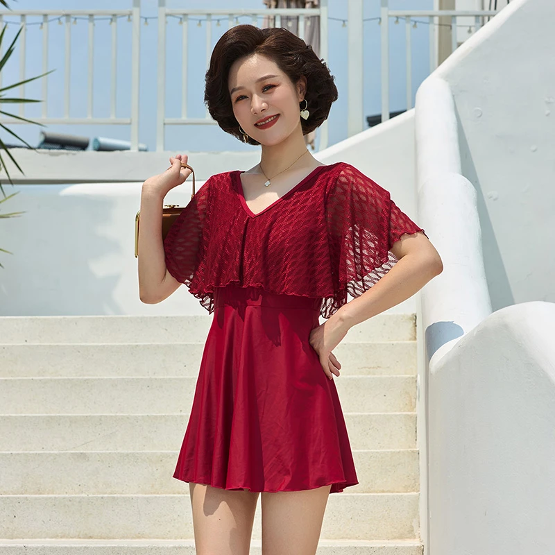 2025新款泳衣女连体保守显瘦遮肚遮肉泡温泉高级感加大码温泉泳装