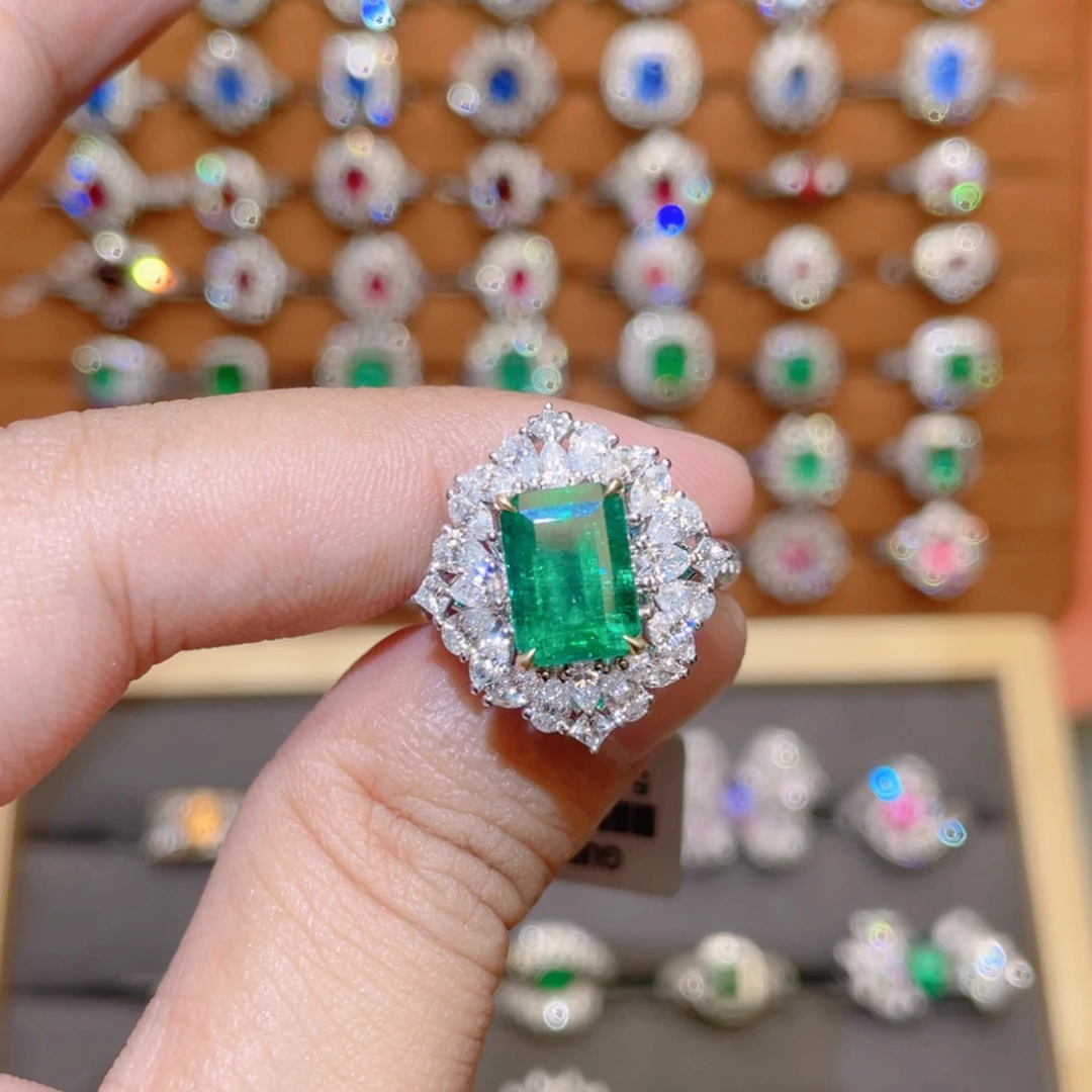 祖母绿18K金镶嵌戒指3.5cy 沃顿两用