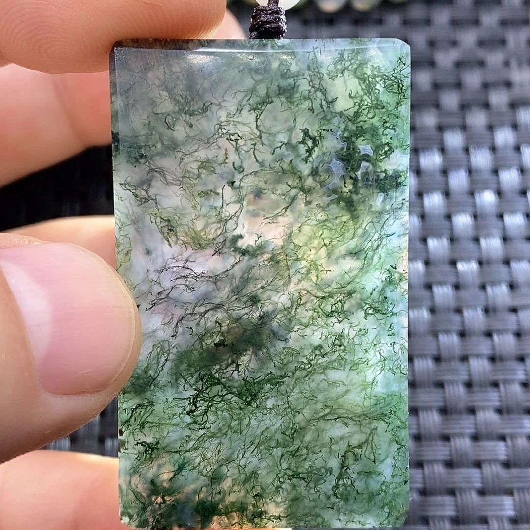 玛瑙/玉髓颈饰未镶嵌马****新