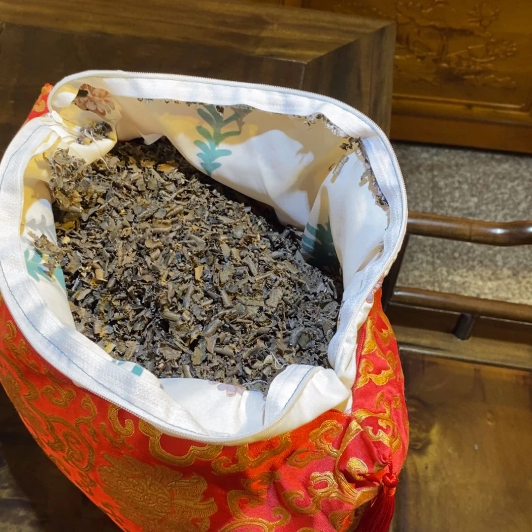 金丝楠阴沉木抱枕