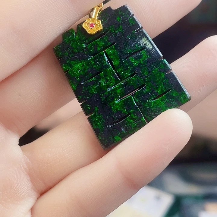 翡翠银S925镶嵌颈饰多样性