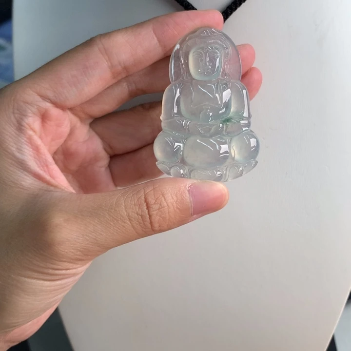 颈饰未镶嵌翡翠….