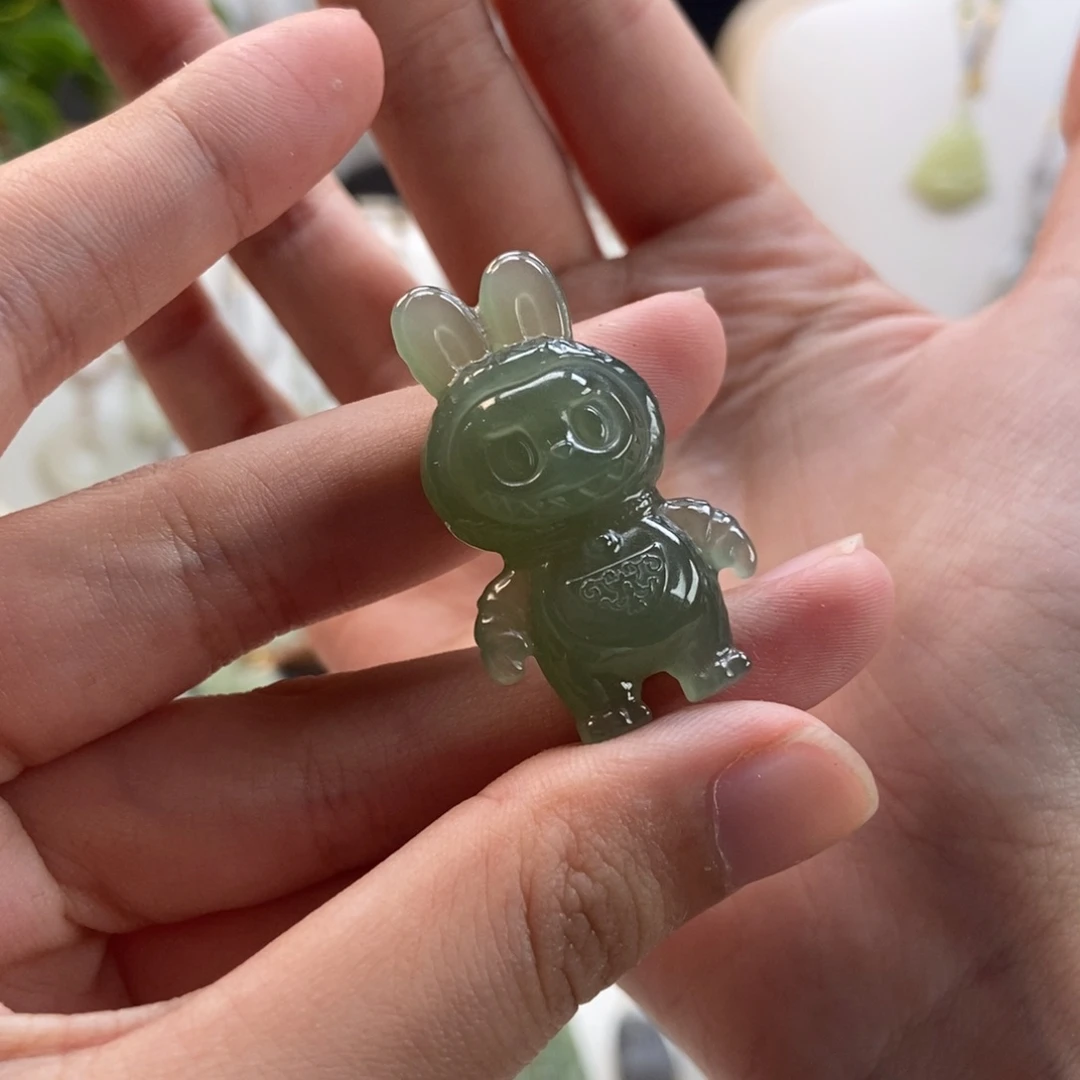 果***糖颈饰未镶嵌和田玉