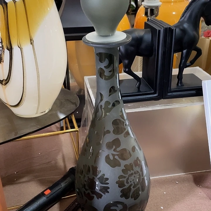 陶瓷花瓶部分（微瑕）