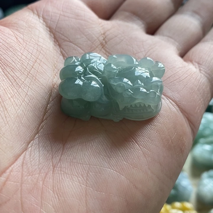 颈饰未镶嵌翡翠貔貅