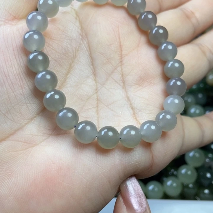 颈饰未镶嵌和田玉卡8