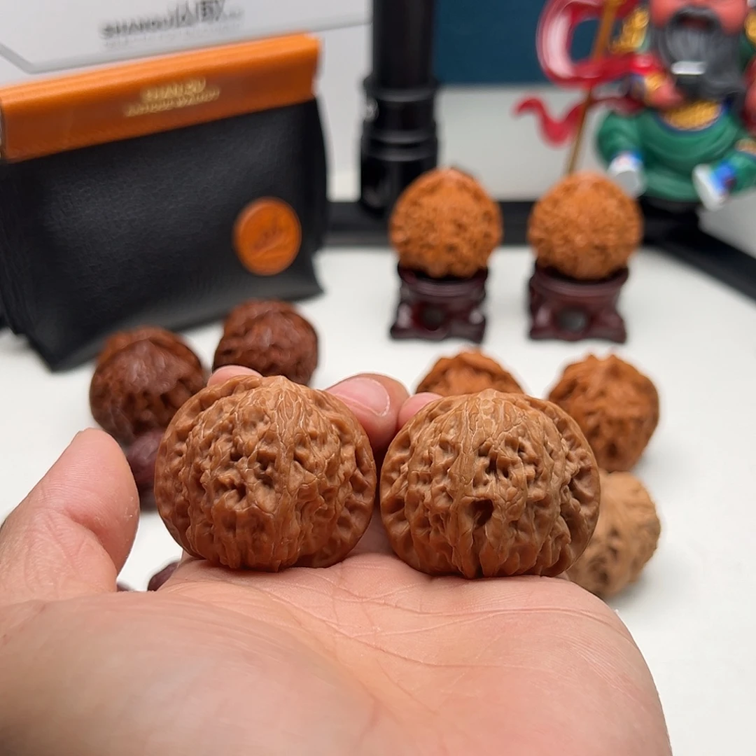 3***o文玩核桃吊坠磨盘