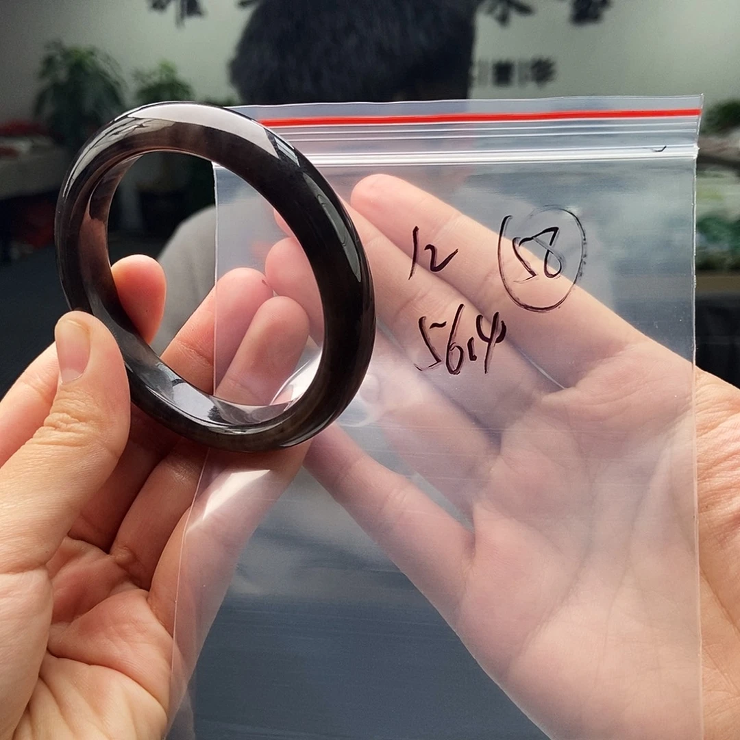 和田玉未镶嵌手镯拍一发一