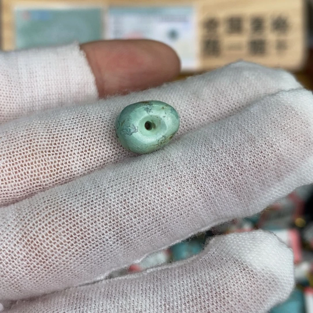 【闪购商品】琥珀珠宝奇石未镶嵌颖*