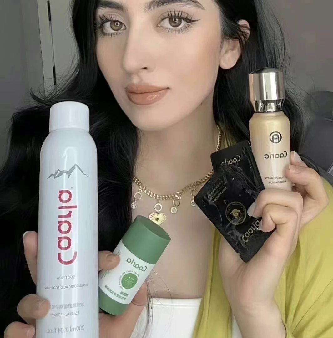 Caarla养肤粉底液+补水精华喷雾+送泥膜棒+粉底液体验装