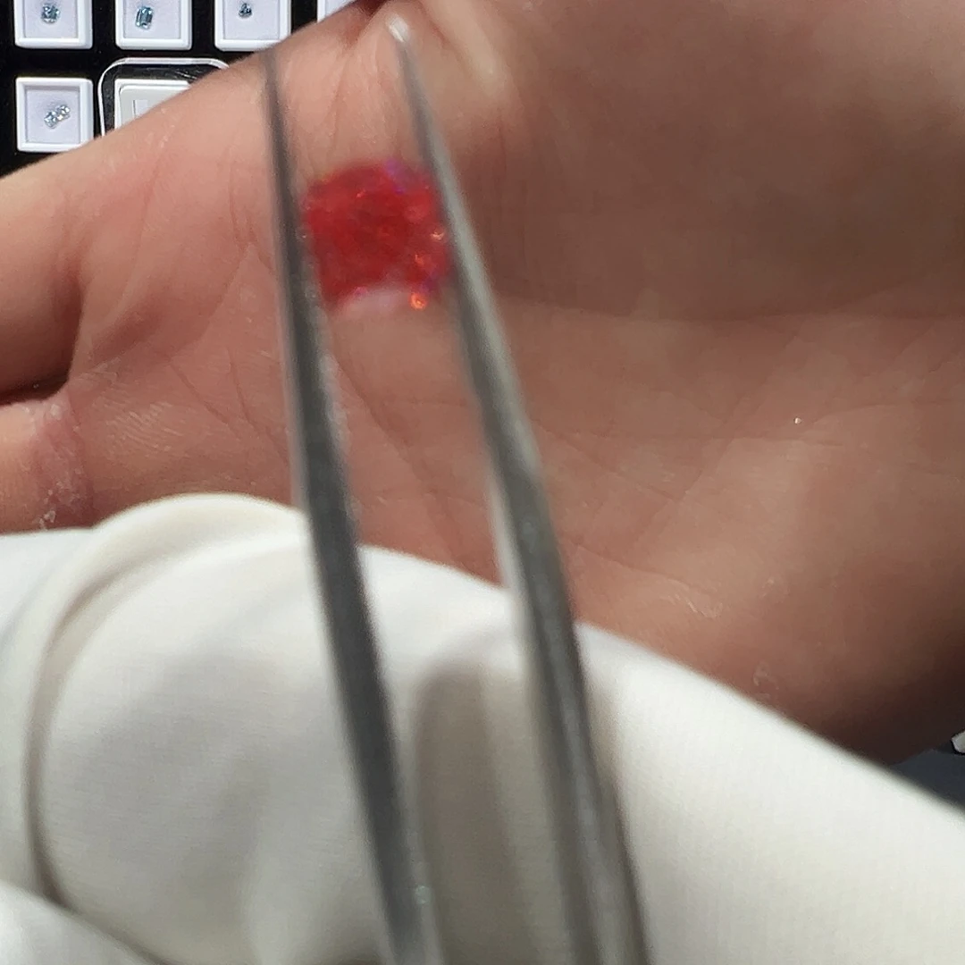 合成钻石裸石0.72粉色垫形裸钻 培育钻石