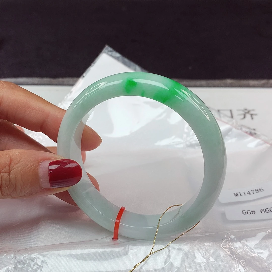 翡翠手镯未镶嵌56圈4786