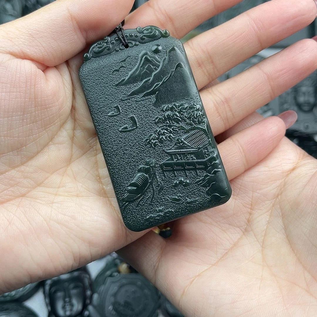 和田玉颈饰未镶嵌小*尚