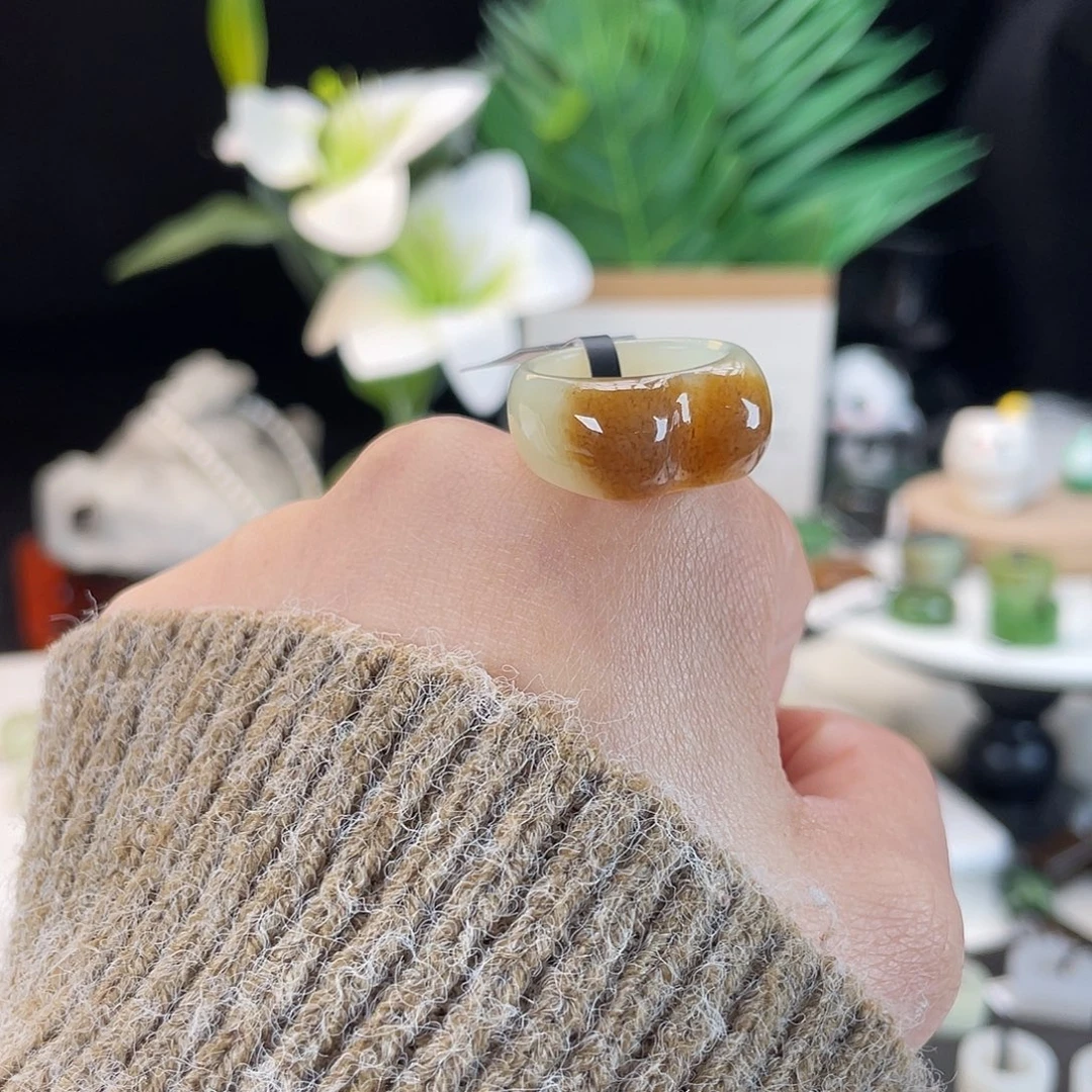 和田玉未镶嵌戒指E90焦糖猫咪17.2