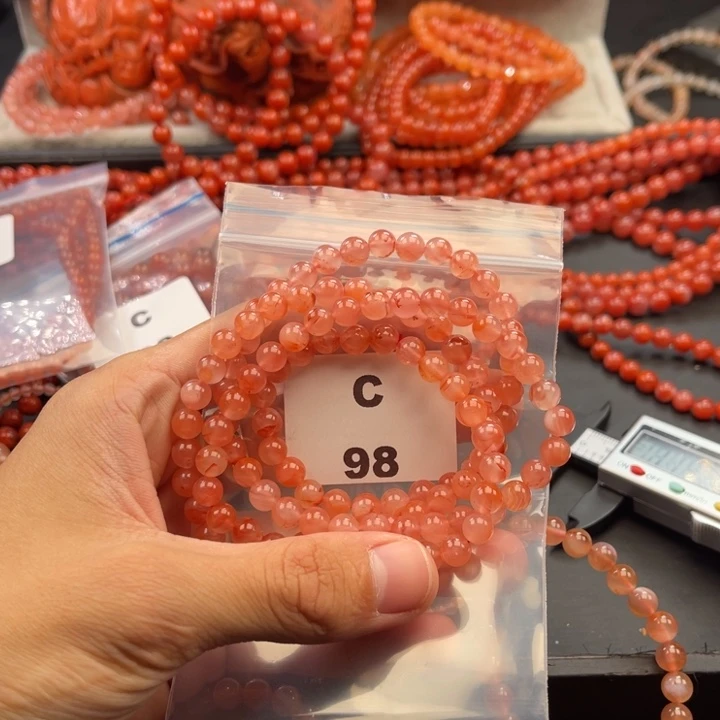 南红玛瑙未镶嵌多样性发货默认微瑕称重6mm