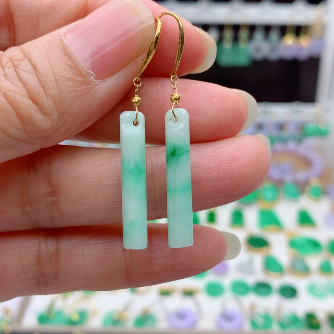 翡翠18K金镶嵌耳饰