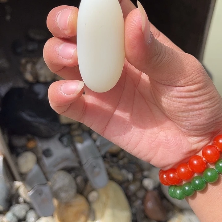 未镶嵌和田玉（糖玉）珠宝奇石