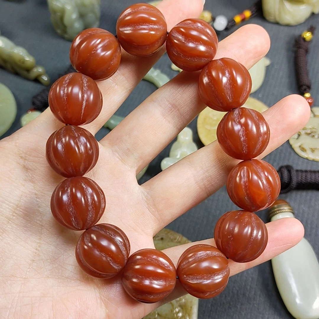 玛瑙/玉髓颈饰未镶嵌墨*