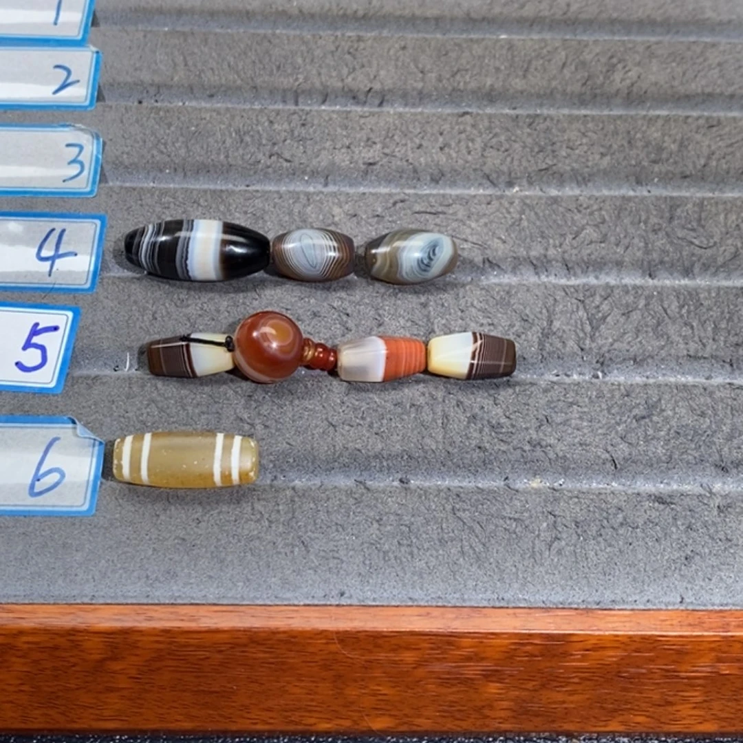 宝***姐玛瑙/玉髓合金颈饰