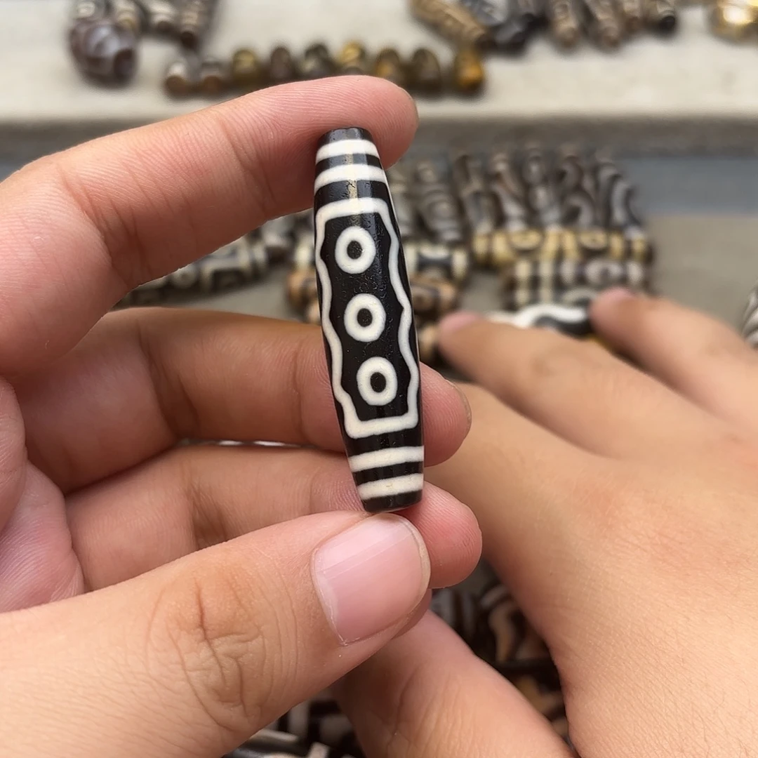 ****山玛瑙/玉髓未镶嵌珠宝半成品