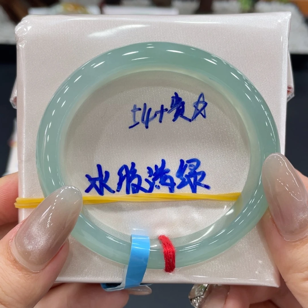 未镶嵌手镯翡翠缅甸天然翡翠手镯