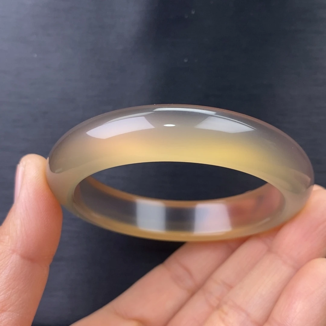 玛瑙/玉髓未镶嵌手镯55