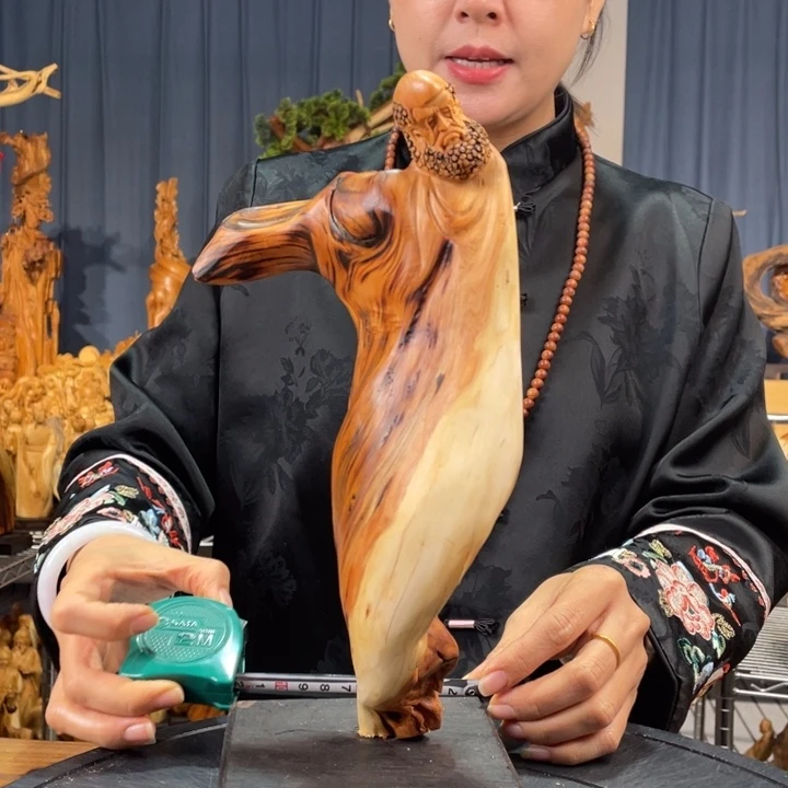 柏木（崖柏）随型摆件