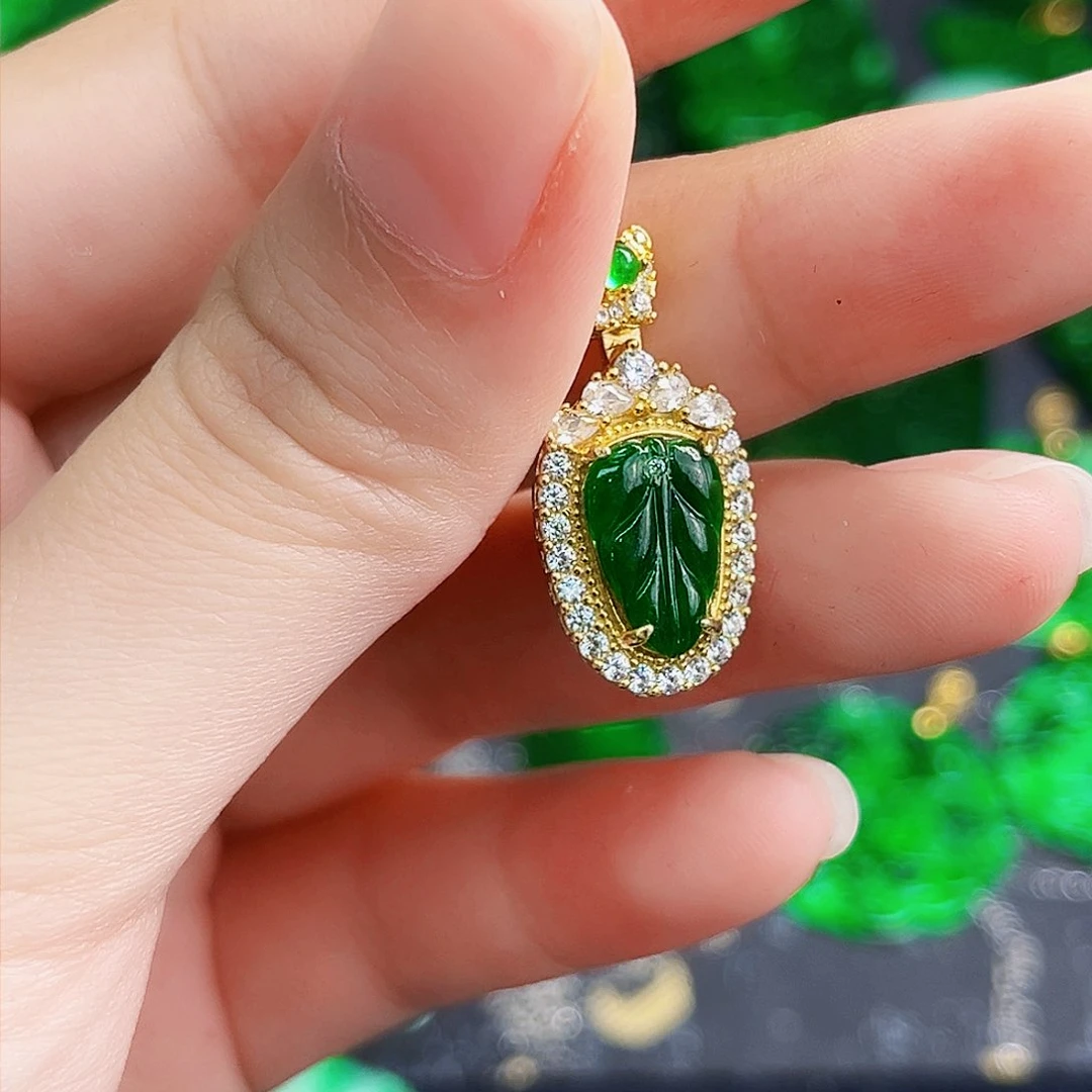 颈饰银S925镶嵌翡翠多样性