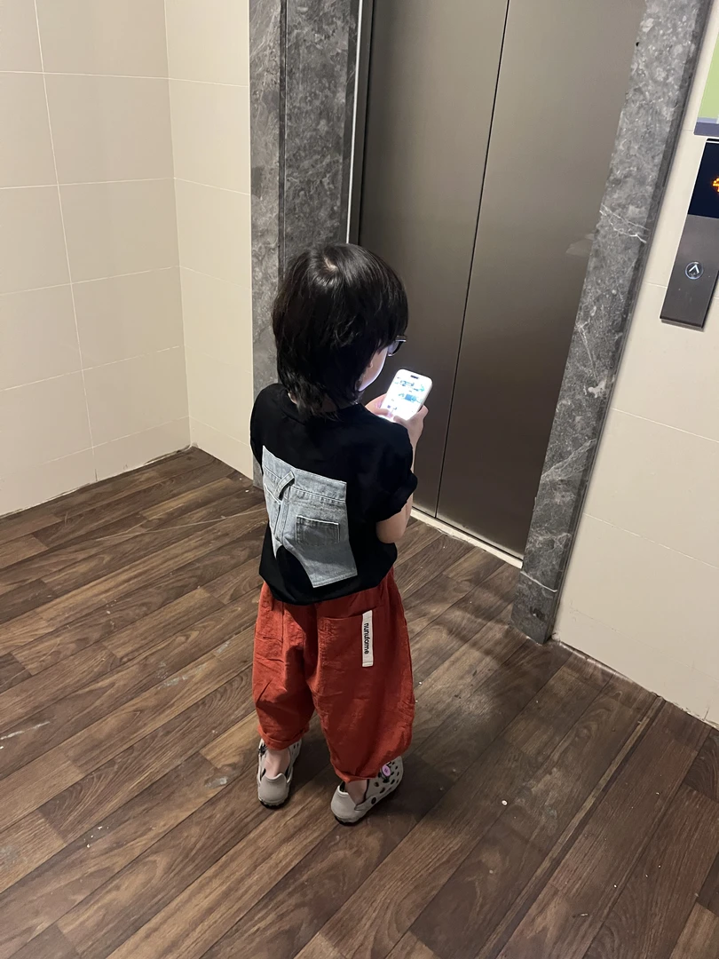 令佳潮牌夏季儿童中古水洗牛仔拼接短袖T恤小童童装上衣宝宝2813