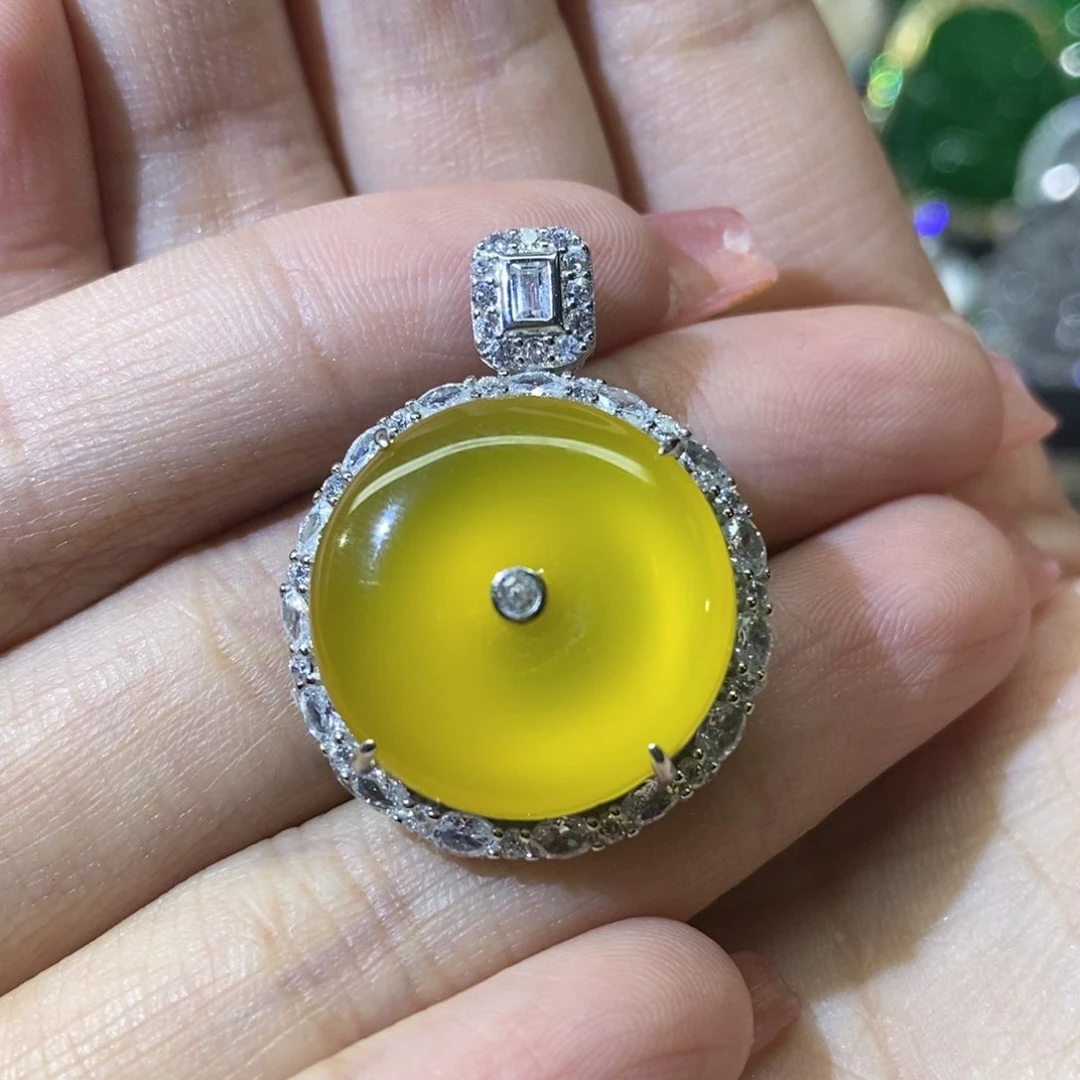 玛瑙/玉髓颈饰未镶嵌