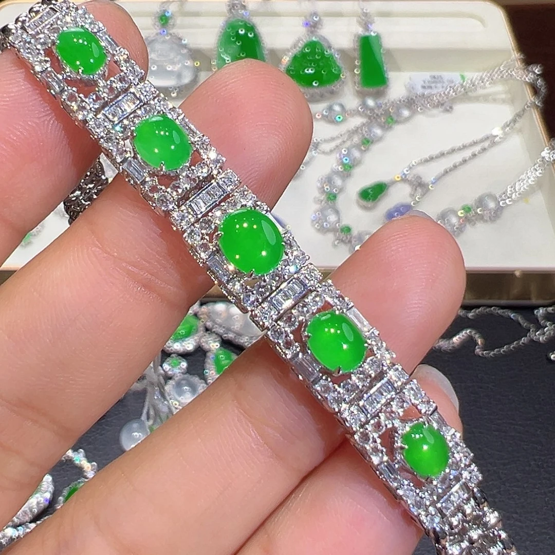 翡翠18K金镶嵌手链