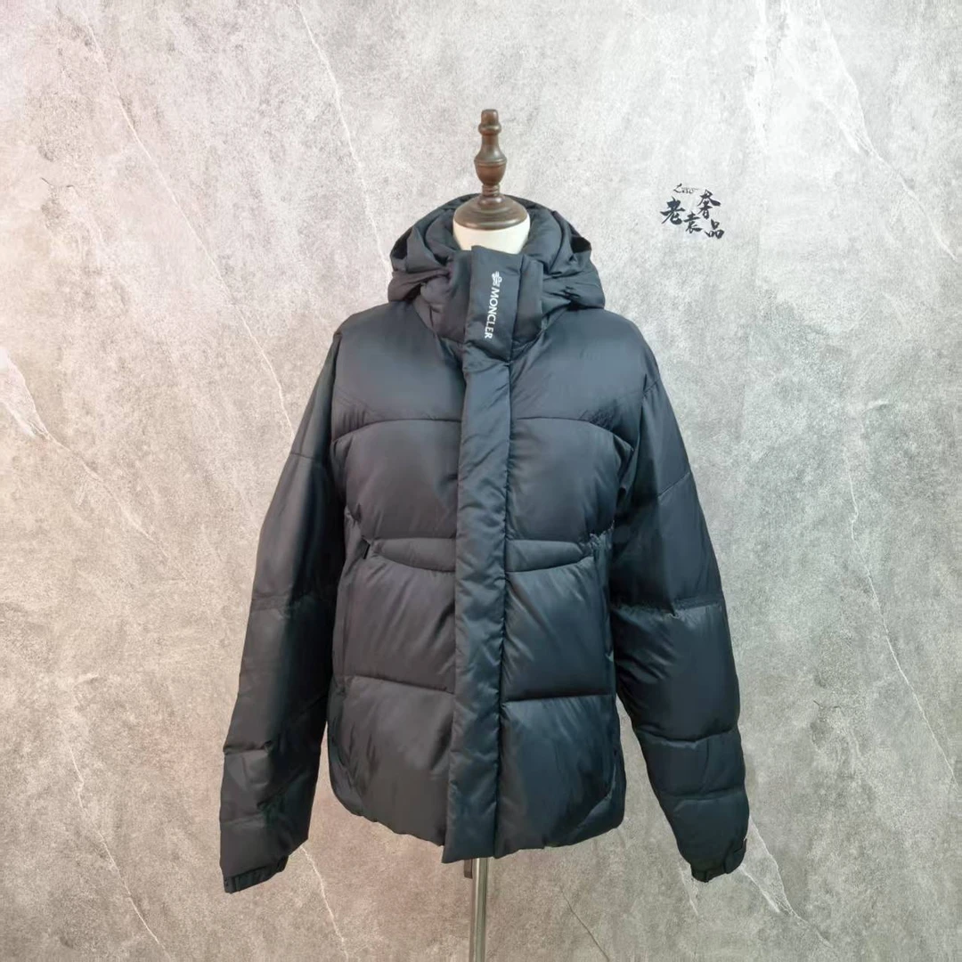 99新 MONCLER 海囤Q/蒙口羽绒服/1码/fy162436