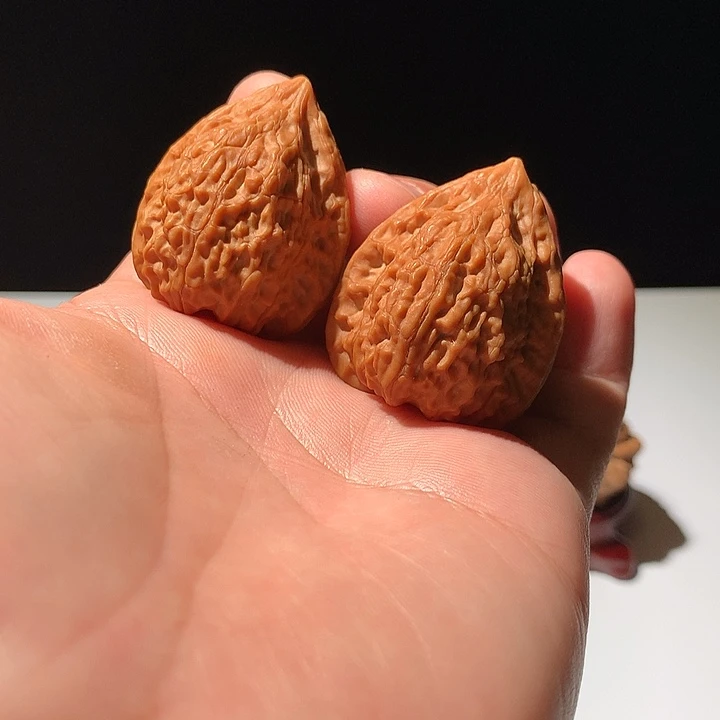 把件文玩核桃蛇王一抹红33