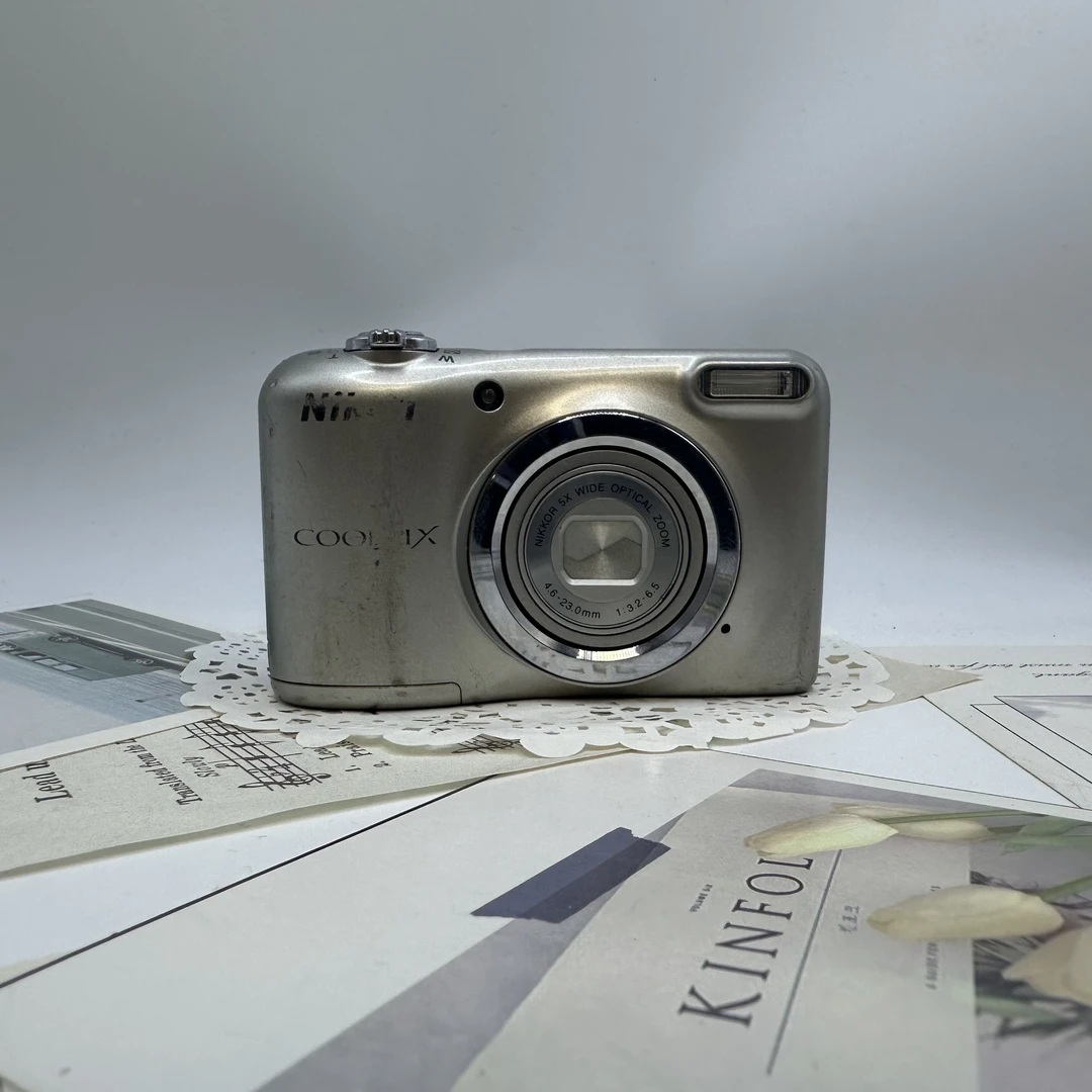 8新 Nikon/尼康 八成新A10福利款1600W像素5倍变焦相机功能完好