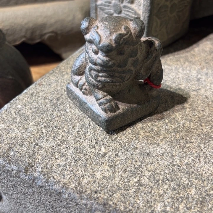 石材鑫****部镇纸福建青石