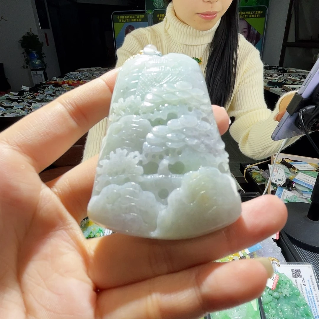 颈饰未镶嵌翡翠一