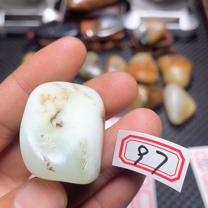 未镶嵌和田玉挂件97