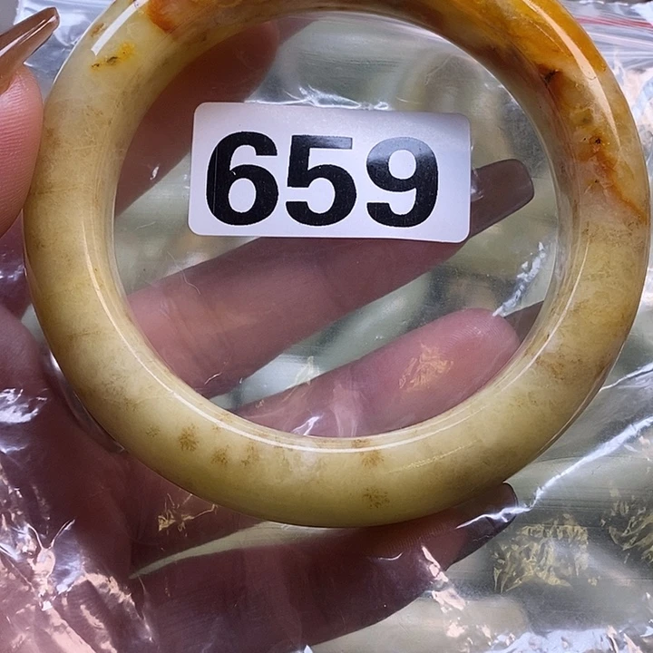 淡***香蛇纹石玉未镶嵌手镯