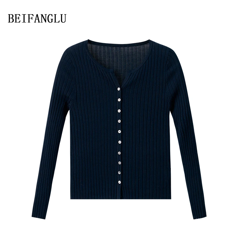 北方鹿 修身显瘦新款简约休闲小V领坑条纹羊毛针织衫5570