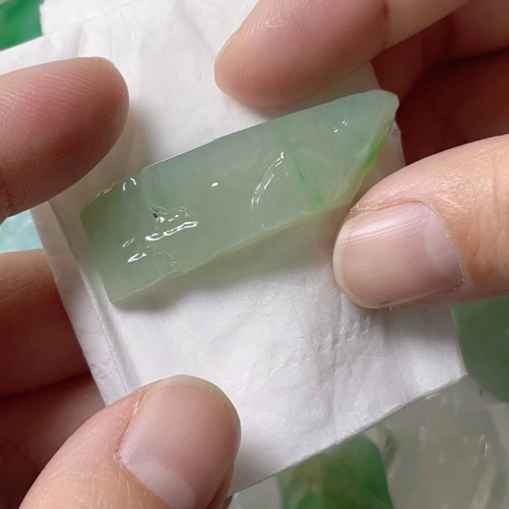 定制翡翠未镶嵌包工