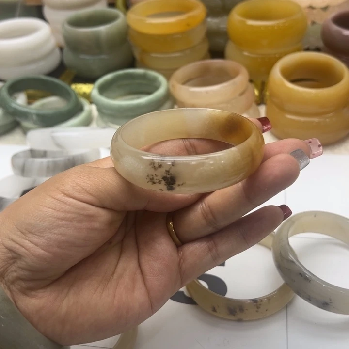 石英岩玉合金手镯