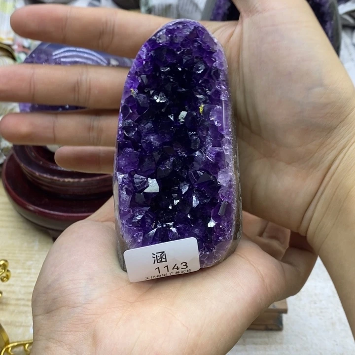 未镶嵌紫晶大型摆件（非配饰）