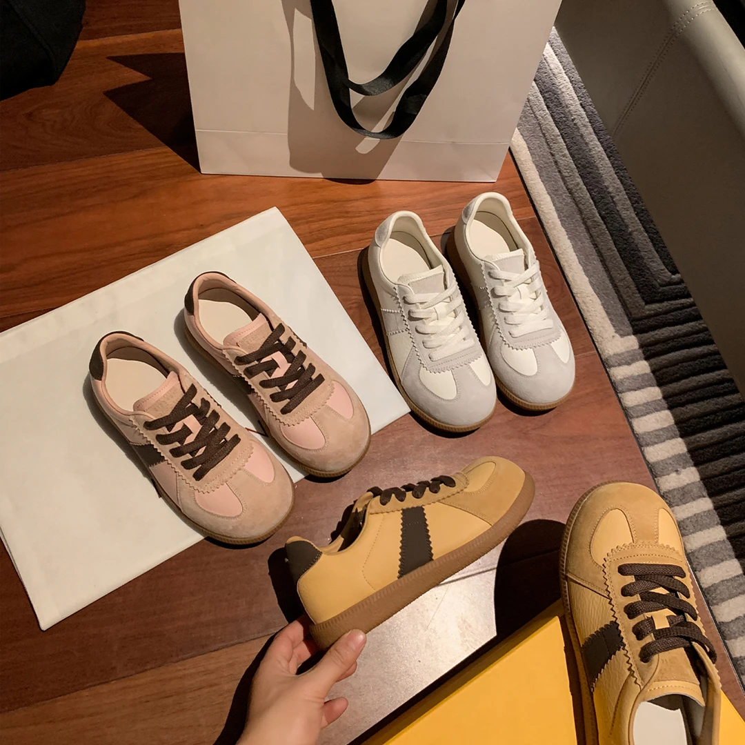 伯爵猫卡皮巴拉德训鞋女 2025春季丑萌牛皮软底圆头休闲板鞋