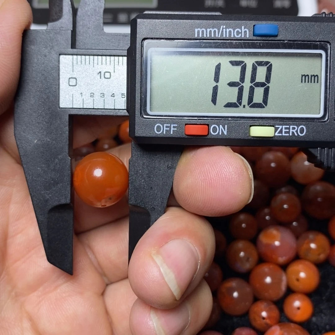 未镶嵌202号圆珠1个南红玛瑙