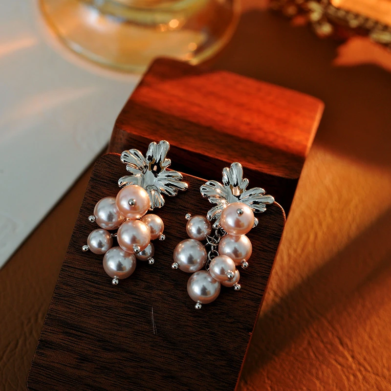 耳饰 【绯雾流苏】曼塔玫瑰色彩珍珠串珠小流苏新款耳钉 E115