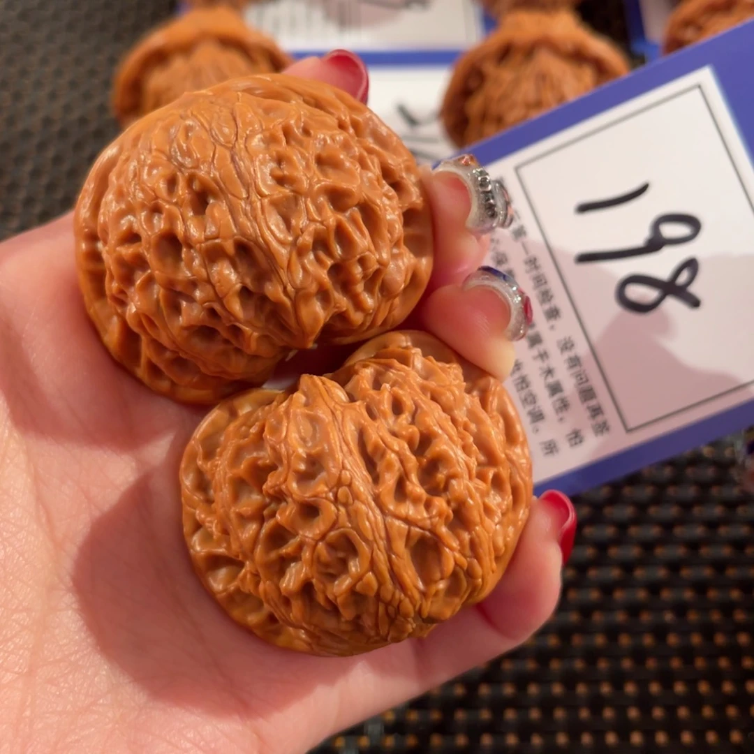 文玩核桃把件198号42尺宫灯