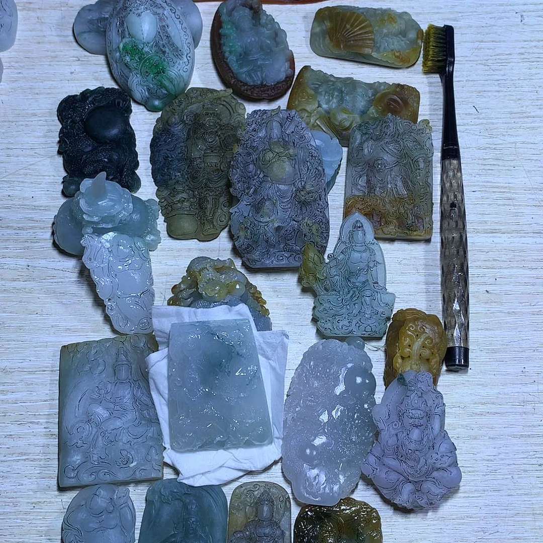 定制翡翠未镶嵌翡翠