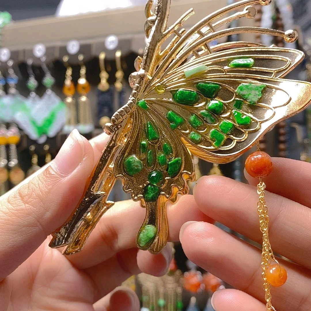 未镶嵌翡翠耳饰翡翠
